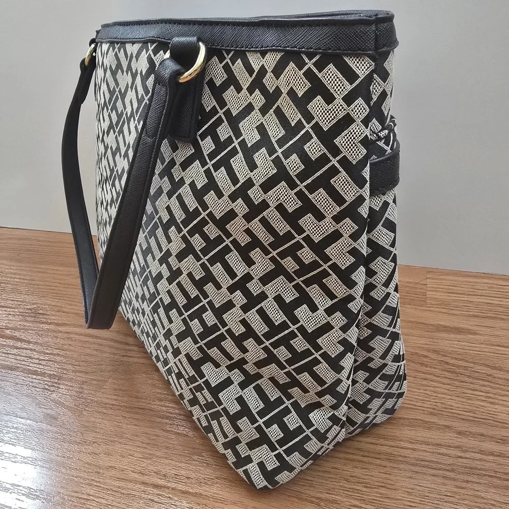 Tommy Hilfiger Monogram Shopper Tote Shoulder Bag Black White Logo Gold Hardware
